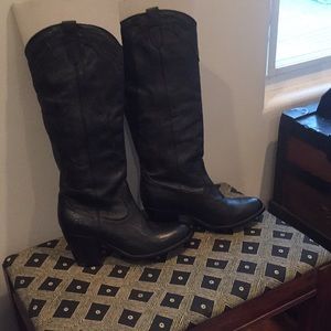 Frye black western boots (8.5)